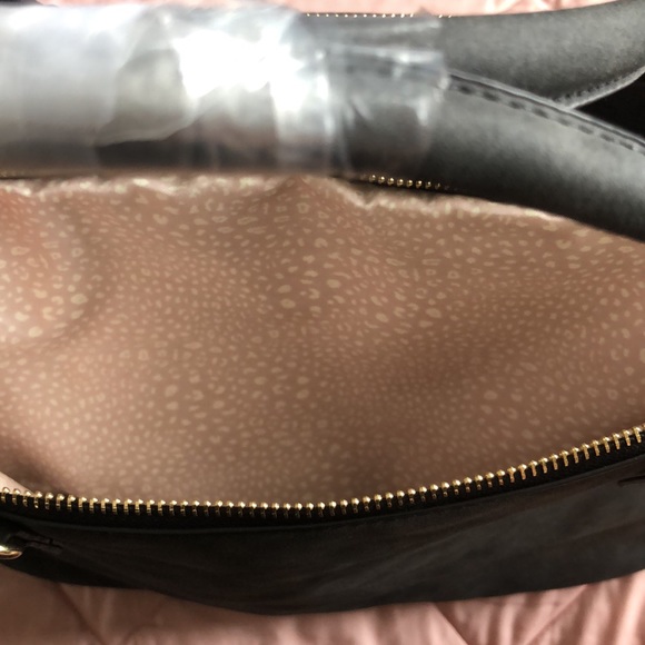 Purse - Picture 6 of 7